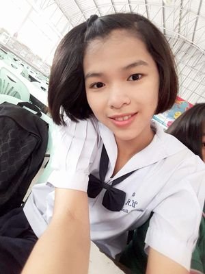 ชื่อ เตย เมื่อไรจะสวย
FB. Preeyamas chanamin
IG. bitoey_1801
สถาน โสดอยู่ในโหมดแอบรัก😍😍😍