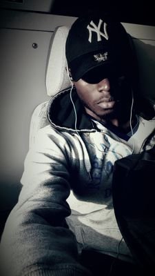 NjiloYannick's profile picture. coool