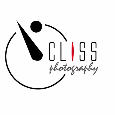 I'm a passionate wedding photographer.. this is my calling and i love serving people through this medium.