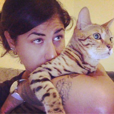 #Product enthusiast | 🎧 Music sharer | @catlannister’s personal assistant | Popit’s best friend 🐶
