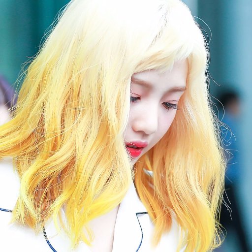 Gái thích Red Velvet, zai mê NCT, bias Jessica và Jiyong :3 💚💜💙💛❤🔫
