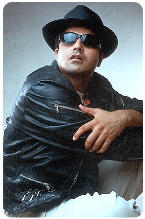 cash2u's profile picture. Choose right, Climb higher