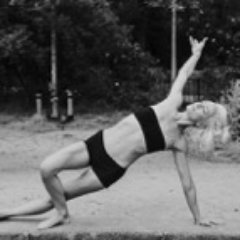 MODE yoga is delivered by Judy Christie - a London based yoga teacher and Reiki therapist. MODE offers pre/post natal yoga | Corporate | 1:1 + Reiki healing