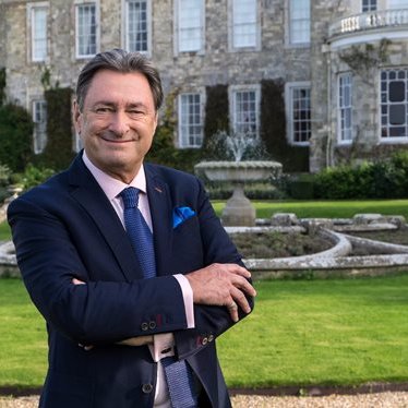Masterpiece_ITV's profile picture. Masterpiece with Alan Titchmarsh is back looking for contestants. Email masterpiece@spungoldtv.com for more info,