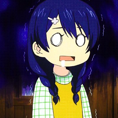 SillySuu's profile picture. Happily taken by @invisiblefpaint 💚💙