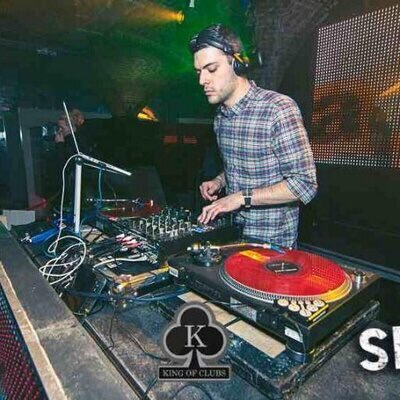 Multi Genre Club DJ - @1xtra - Shakedown - Mixcloud - https://t.co/spI0qvO7xi Instagram - @sammyghq