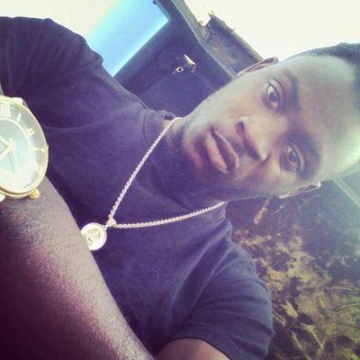 Artist From #peoriaIL always looking for ft and new beats hit my gmail @ leebone600@gmail.com follow my snapchat:Globoy309
IG:®emyLoso