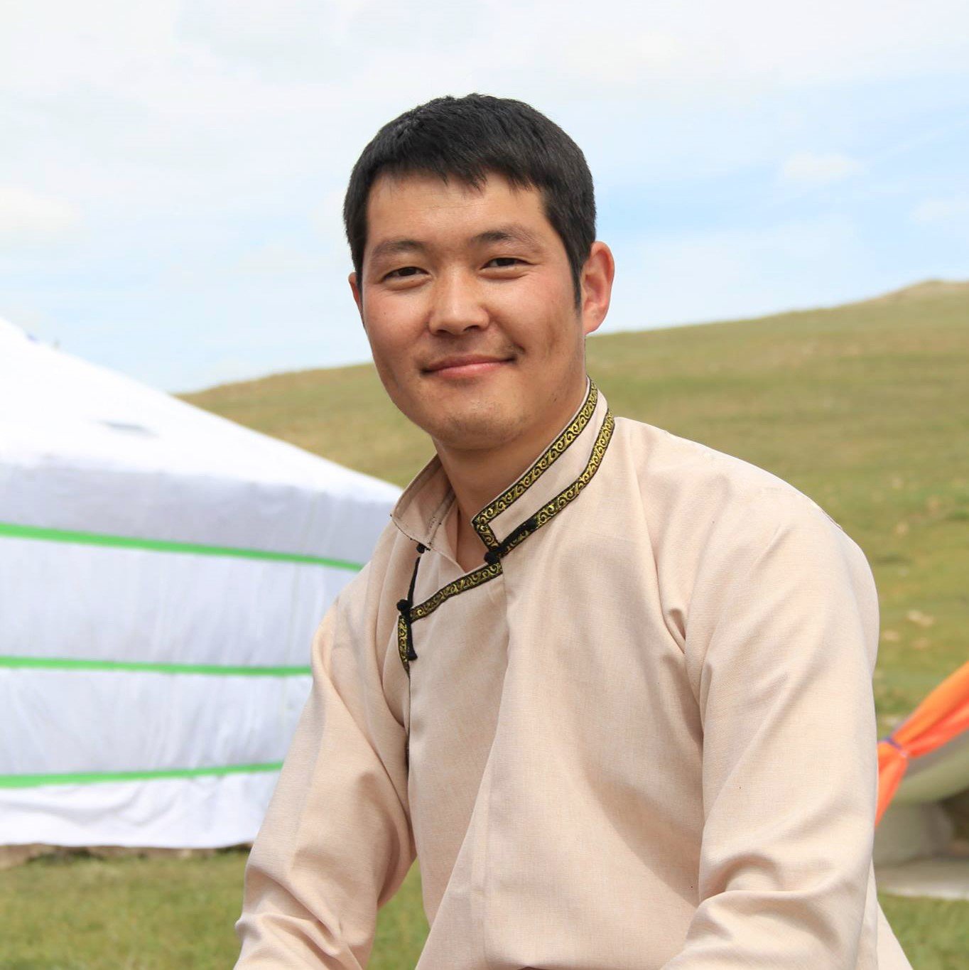 ebadeer's profile picture. Male