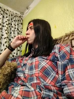 Sbrc_Sadness's profile picture. Amante de Ciencias Celestes , con una idea Salvaje en mente ... Que probablemente atrae a los relámpagos !