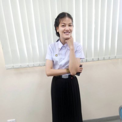 พูดเยอะ ติ่งต้องไปวันๆ