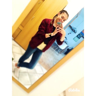 sarahmayer_some's profile picture. Sarah Mayer.1️⃣5️⃣years old. Cont:mayersarah0902@gmail.com instagram: true_._.smile