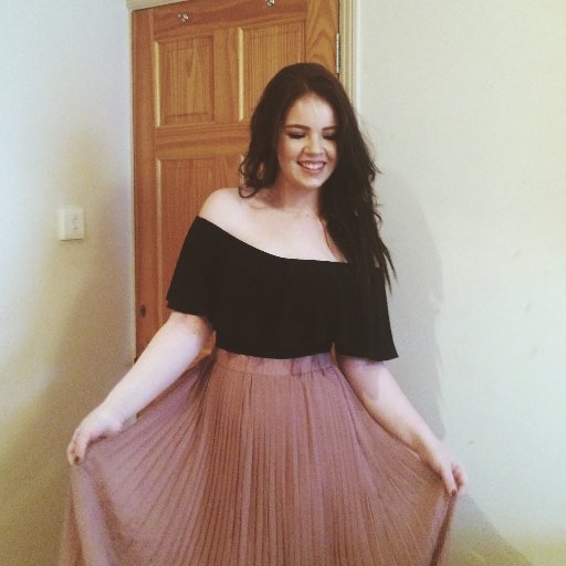 Emma - Fashion marketing and branding student!! ✨ Email // emma.mitchell@live.co.uk