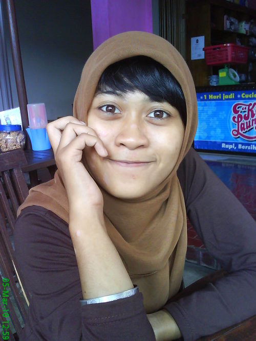 iddulcozy's profile picture. aku ya gini . nyebelin , suka bikin masalah , suka ngusilin orang , suka bikin marah , cerewet