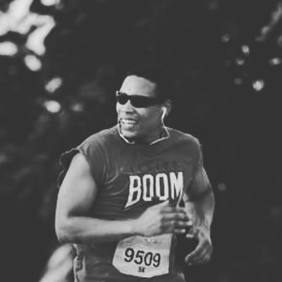 Sunni's Glove LLC
Criminal Justice Grad
Family God
Fitness #legionofboom
#ninjawarrior