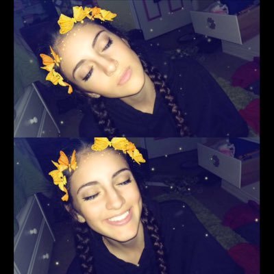 larawmeyer's profile picture. 