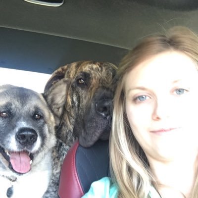 leah_ohlendorf's profile picture. I work to support the puppies.