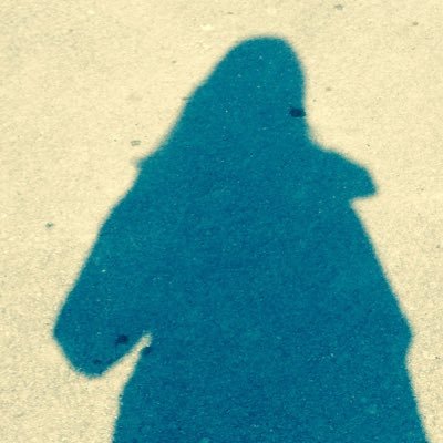 Rédactrice en chef adjointe @merciprlinfo passionnée de poésie et de littérature