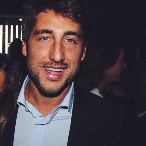 AlohaPorras's profile picture. Founder and CEO @ALOHAS Fighting fashion biggest issue, overproduction @alohas_io