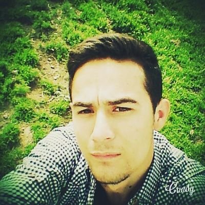 basketbol, müzik 
Elektrik Elektronik Teknikeri
Edebiyat Şiirleri