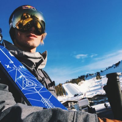 Professional Freeskier from Sweden