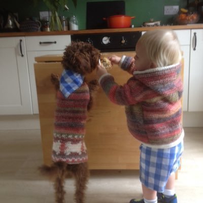 Mum to 4 boys, love crochet, sewing, cooking and watercolour painting