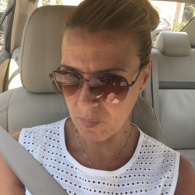 hotmomvirg's profile picture. 