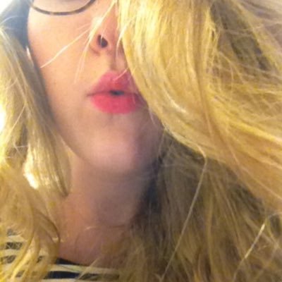 lizziecoconut's profile picture. crab from the ocean