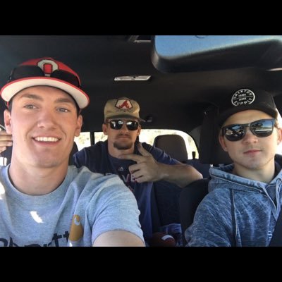 tractorleavitt's profile picture. life is what I make it! so I know to work hard and you will have what you want to be!