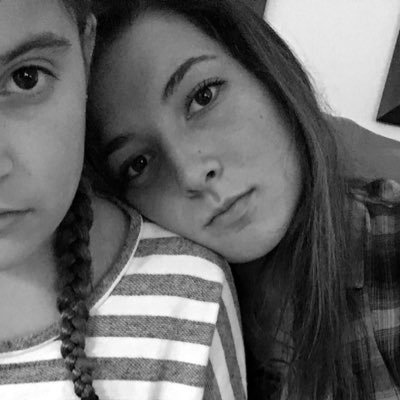 NicoleSchlinger's profile picture. 