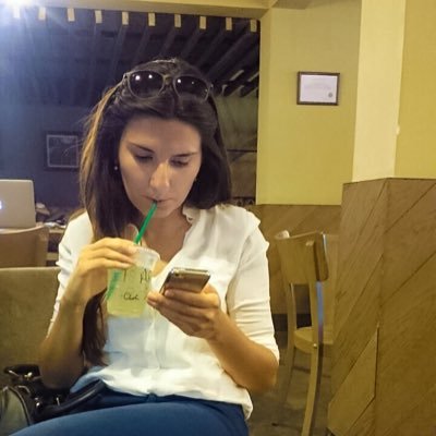 nily_a_ylin's profile picture. yeni nesil öğretmen///// Beni sevmezsiniz çünkü doğruları söylüyorum.