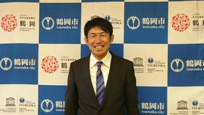 湯田川小→鶴岡第４中→私立鶴商学園高校→仙台大学体育学部→県立真室川高校教員→県立庄内農業高校教員→福島ユナイテッドFC→サルバトーレ櫛引SC
サッカーとMr.childrenが好きです。