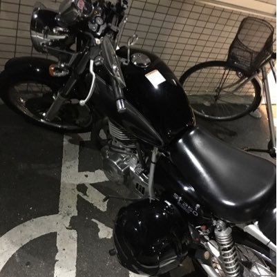 バイク 2016年8月27日にst250eのブラックIIを納車。楽しすぎて乗りまくってます。初めてのバイクで分からないことも多いのですがよろしくお願いします！無言フォローごめんなさい。