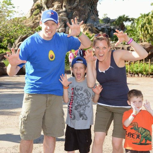 amadge's profile picture. 