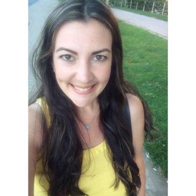 Hanisealkan's profile picture. 