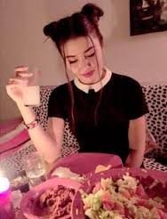 handemiyyfan10's profile picture. Instagram=handemiyy