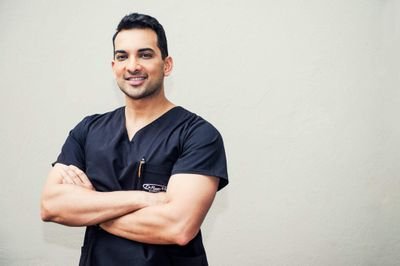GP with a special interest in Aesthetic Medicine 😷 💉 AntiAging Therapies. Key Opinion Leader for Institute Hyalual South Africa. IG: @DrRezaMia ☎ 0860623367