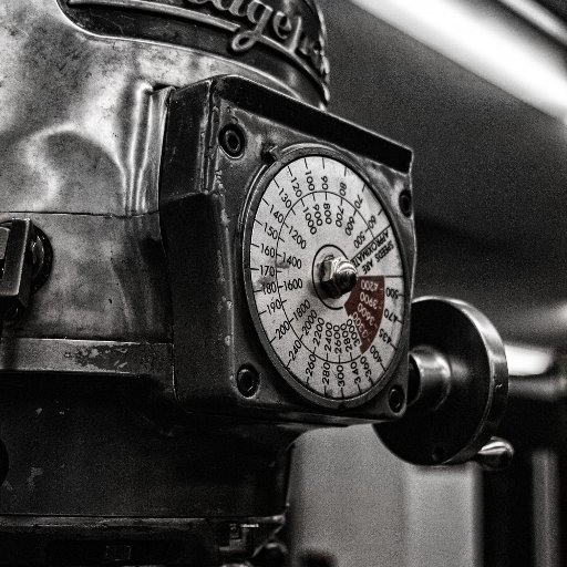 selecw's profile picture. Photography of Products and People in Action