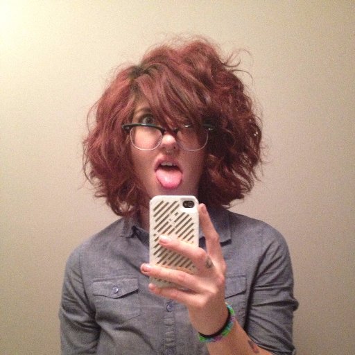 co-founder @vignettecoffee, hockey weirdo, forever having a Bad Hair Day. they/them.

now @mandyburrito.bsky.social :)