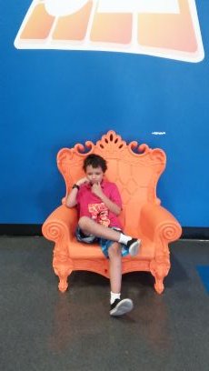 Shiny_Washburne's profile picture. Shiny!