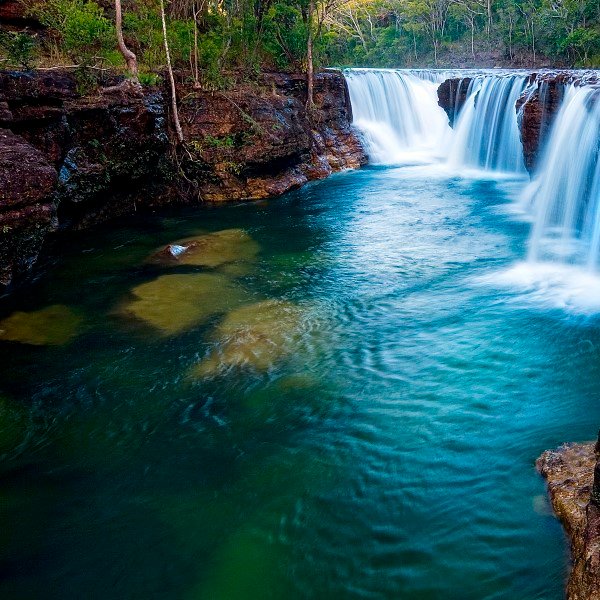 LYoungbok's profile picture. 자유민주주의와 시장경제를 추구하는 대한민국을 사랑하는 한 사람. 저비용 고효율 투표소 수개표 찬성. 헌법3조 영토조항을 쌈 싸먹는 6.15선언 반대.북한인권법찬성.위수김동 친지김동 해놓고 민주화라 우기는 민주팔이 경멸.