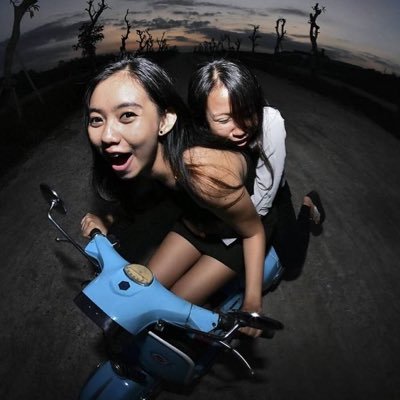 vesparadice's profile picture. all about #vespa