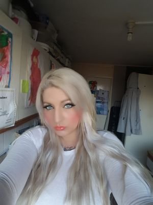 BexRogers3's profile picture. make the most of your life and live it well.😉