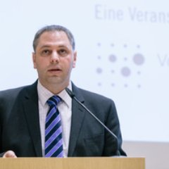 Historian of Germany and Europe in the wider World.
Interested in conservation, empire, environment, and the Anthropocene.