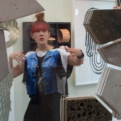 Artist and Senior Tutor & Reader in Textiles, Royal College of Art, London. Freddie is no longer tweeting. Please follow her on Instagram @iamfreddierobins