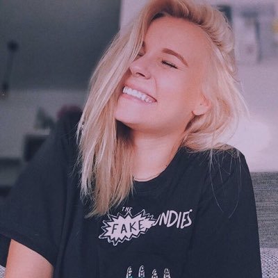 21Beetch's profile picture. 