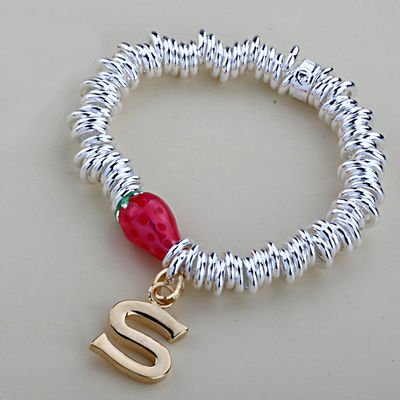 BobatSb's profile picture. Ae dil hai mushkil..Ek tarfa pyar ki taakat hi kuch aur hoti haiAuron ke rishte ki tarah ye do logon mein nahi bant’ti, Sirf mera haq hai ispe