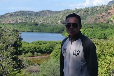 martinho_lumis's profile picture. BB pin: D203D74F
FB: Martinho Lumiz