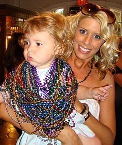 lunaandchloe's profile picture. 