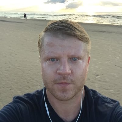 frukts's profile picture. 