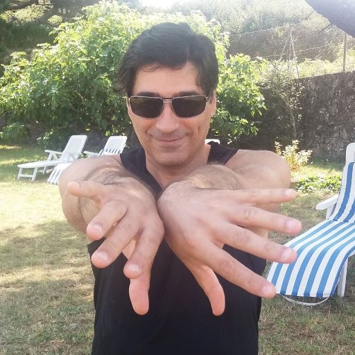 narrativabreve's profile picture. Escritor y corrector de estilo.  Columnista en @EPExtremadura y crítico literario en @eldebate_com. (https://t.co/rswWdSsrSt).